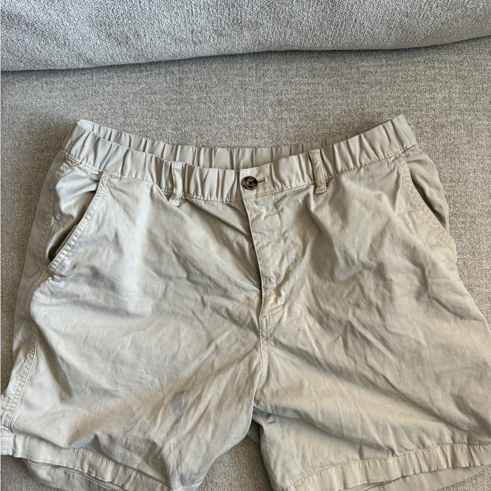 Men's Tan Flat Front Shorts